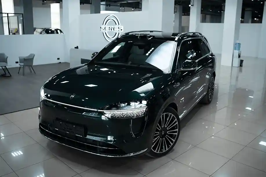 SERES M9 ilə ən yüksək rahatlıq səviyyəsini kəşf edin!
SERES M9 Extended Range PHEV ULTRA ✅
Qiymət $ 90600✔️
Avtomobilin təchizatı:
▪️ Batareya tutumu ▫️ 42 kWh
▪️ Mühərrik növü ▫️ Plug-in Hybrid
▪️ Mühərrik ▫️ 1.5L Turbo
▪️ Maksimal yürüş ▫️ 1365 km
▪️ Elektrik ilə yürüş ▫️ 225 km
▪️ Huawei multimedia
▪️ Lazer proyeksiya sistemi
▪️ “Zero Gravity” oturacaq
Rəsmi idxalçıdan avtomobilə 4 il və ya 100 000 km, batereyaya və elektrik avadanlığa isə 8 il və ya 160 000 km zəmanət verilir.