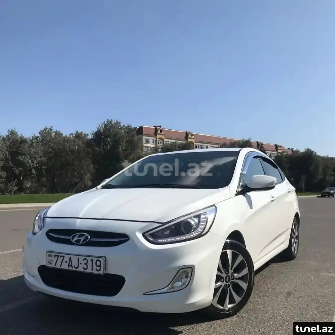 Hyundai Accent 2015