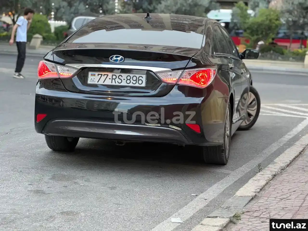 Hyundai Sonata 2011