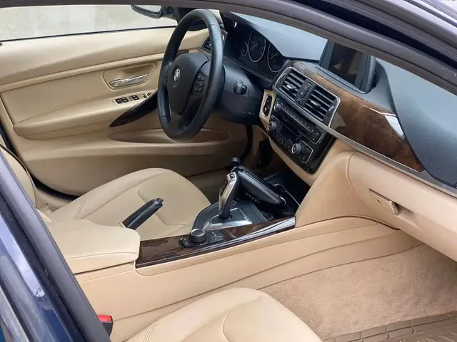 BMW 320, 0.0 L, 2021 წელი, 0 mil, Baku - ფასი: 0 ₼ - Tunel.az