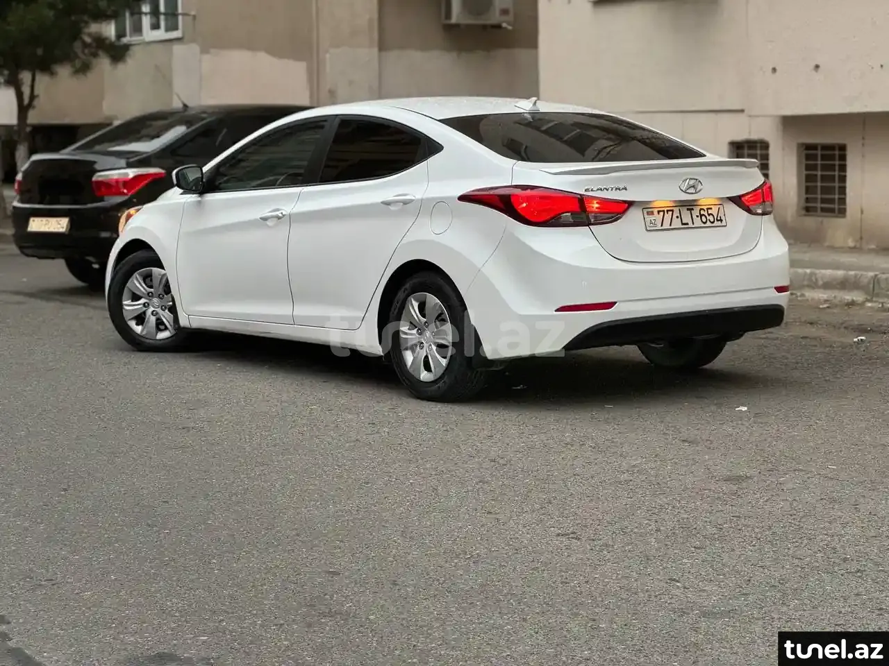 Hyundai Elantra 2015