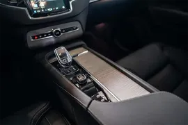 Volvo XC90, 2.0 L, 2024 жыл, 0 km, Baku - Баасы: 62 219 € - Tunel.az