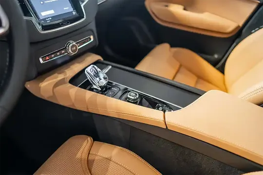 Volvo XC90, 2.0 L, 2024 year, 0 km, Baku - Price: 62 219 € - Tunel.az