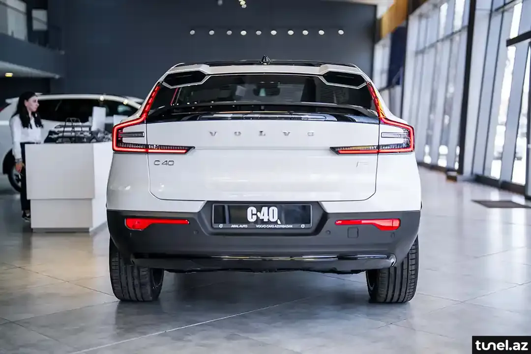 Volvo C40 2023