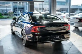 Volvo S90, 2.0 L, 2023 год, 0 km, Баку - Цена: 50 307 € - Tunel.az