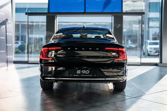 Volvo S90, 2.0 L, 2023 год, 0 km, Баку - Цена: 50 307 € - Tunel.az