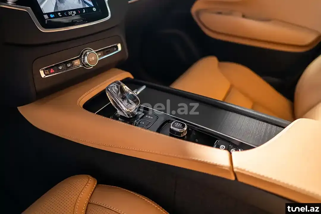 Volvo S90 2023