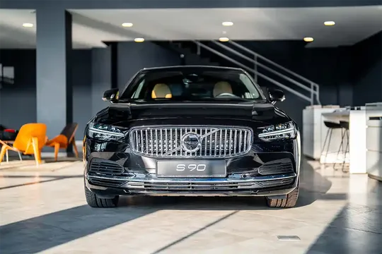 Volvo S90, 2.0 L, 2023 год, 0 km, Баку - Цена: 50 307 € - Tunel.az