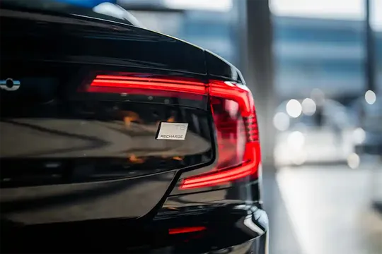 Volvo S90, 2.0 L, 2023 год, 0 km, Баку - Цена: 50 307 € - Tunel.az