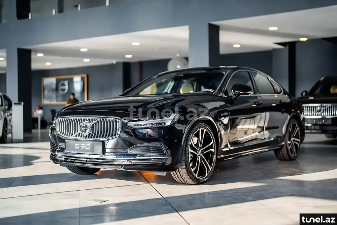 Volvo S90 2023