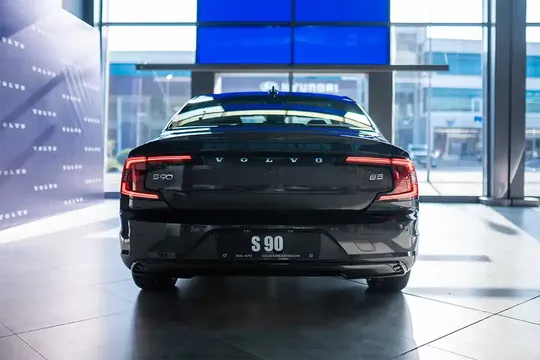 Volvo S90, 2.0 L, 2023 year, 0 km, Baku - Price: 50 307 € - Tunel.az