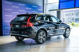 Volvo XC60, 2.0 L, 2023 жыл, 0 km, Baku - Баасы: 62 955 € - Tunel.az