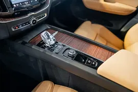Volvo XC60, 2.0 L, 2023 жыл, 0 km, Baku - Баасы: 62 955 € - Tunel.az
