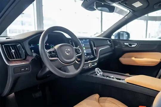 Volvo XC60, 2.0 L, 2023 жыл, 0 km, Baku - Баасы: 62 955 € - Tunel.az