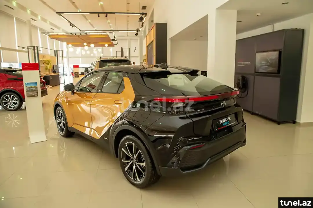 Toyota C-HR 2023