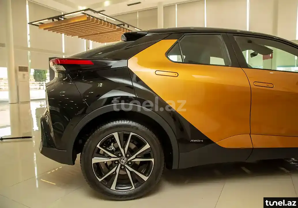 Toyota C-HR 2023