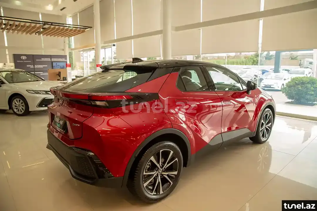 Toyota C-HR 2023