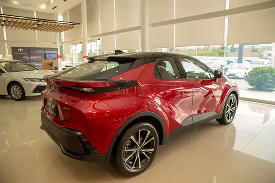 Toyota C-HR, 1.8 L, 2023 год, 0 km, Баку - Цена: 54 600 ₼ - Tunel.az