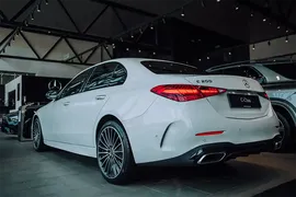 Mercedes C 200, 1.5 L, 2023 i̇l, 0 km, Bakı - Qiymət: 60 107 € - Tunel.az