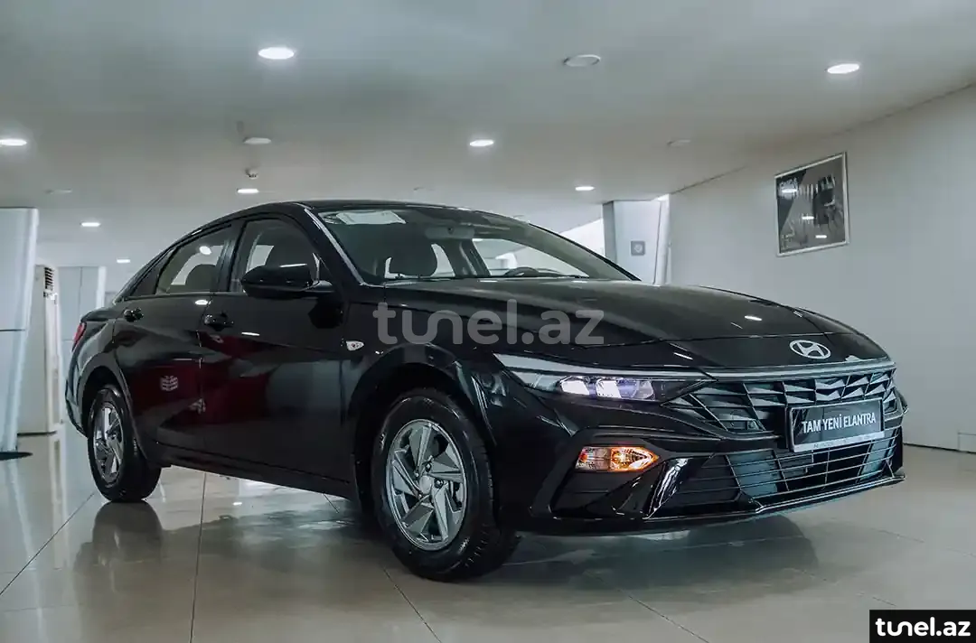 Hyundai Elantra 2024