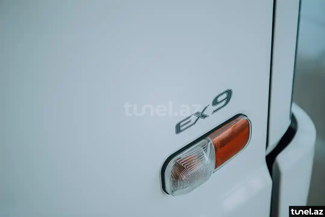 Hyundai Mighty EX9 2023