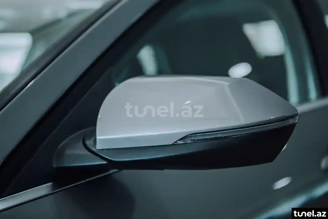 Hyundai Elantra 2024