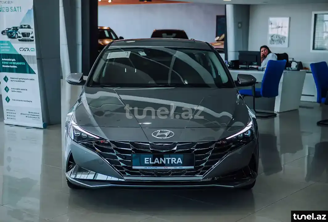 Hyundai Elantra 2024