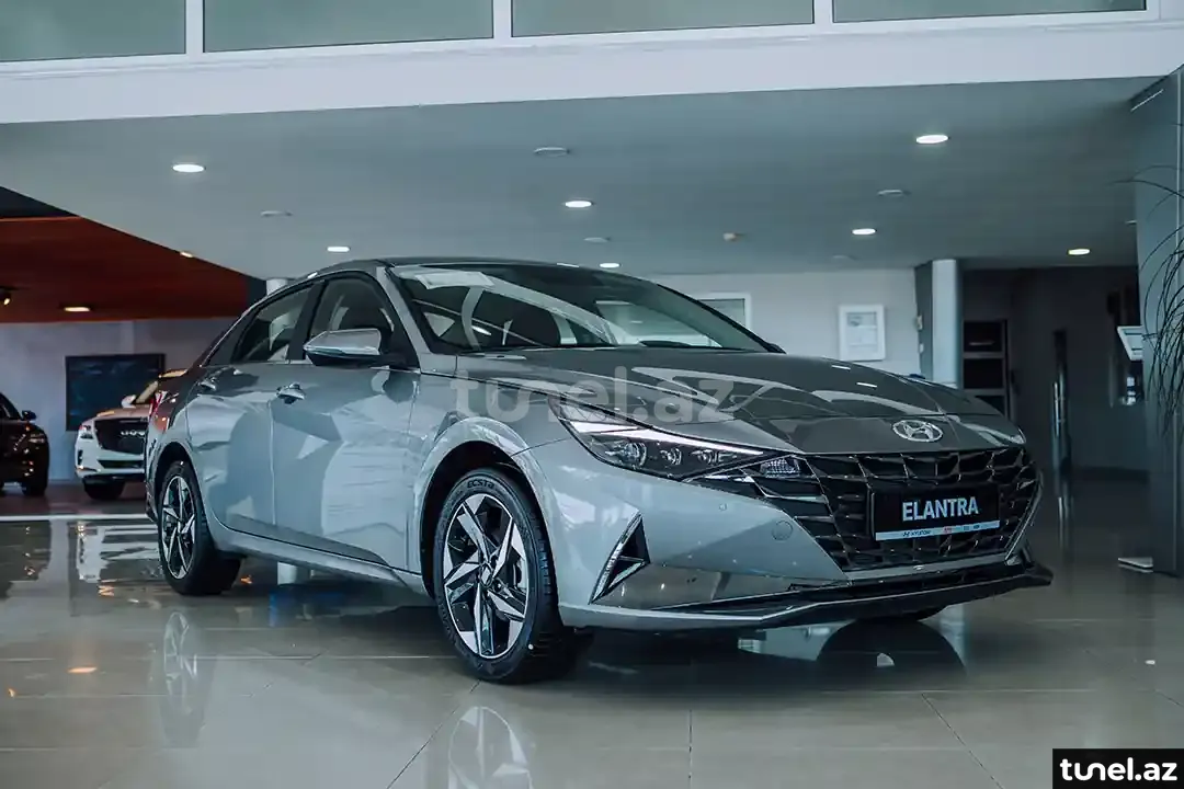 Hyundai Elantra 2024