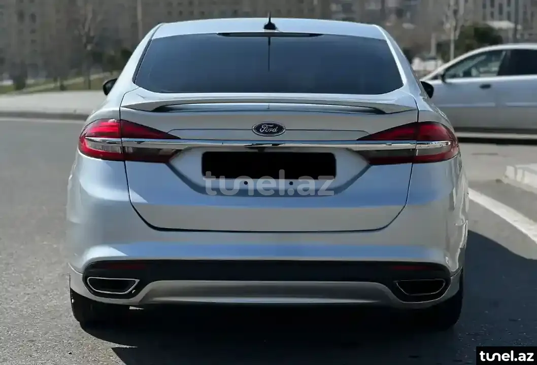 Ford Fusion 2017