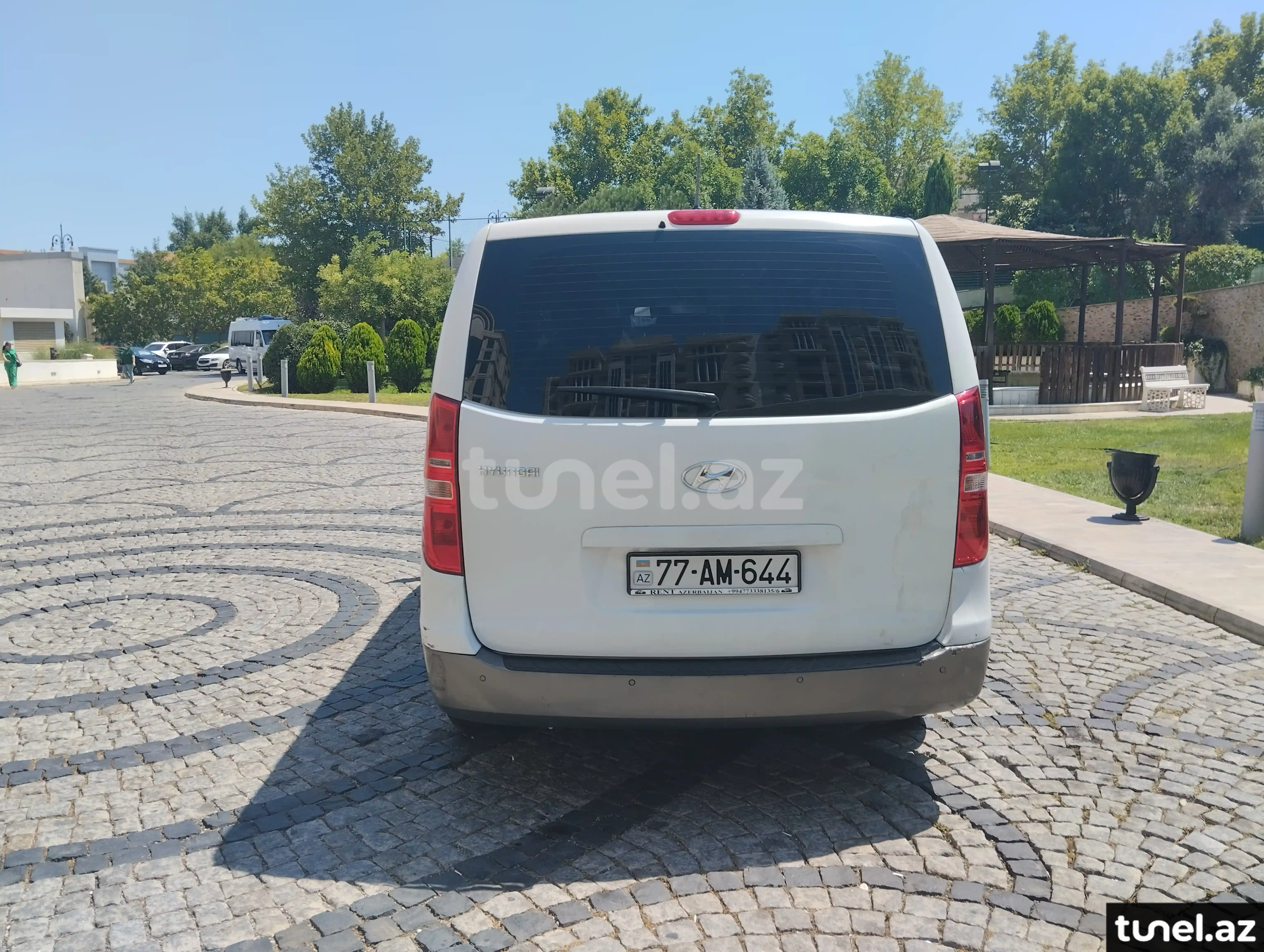 Hyundai H-1 2015