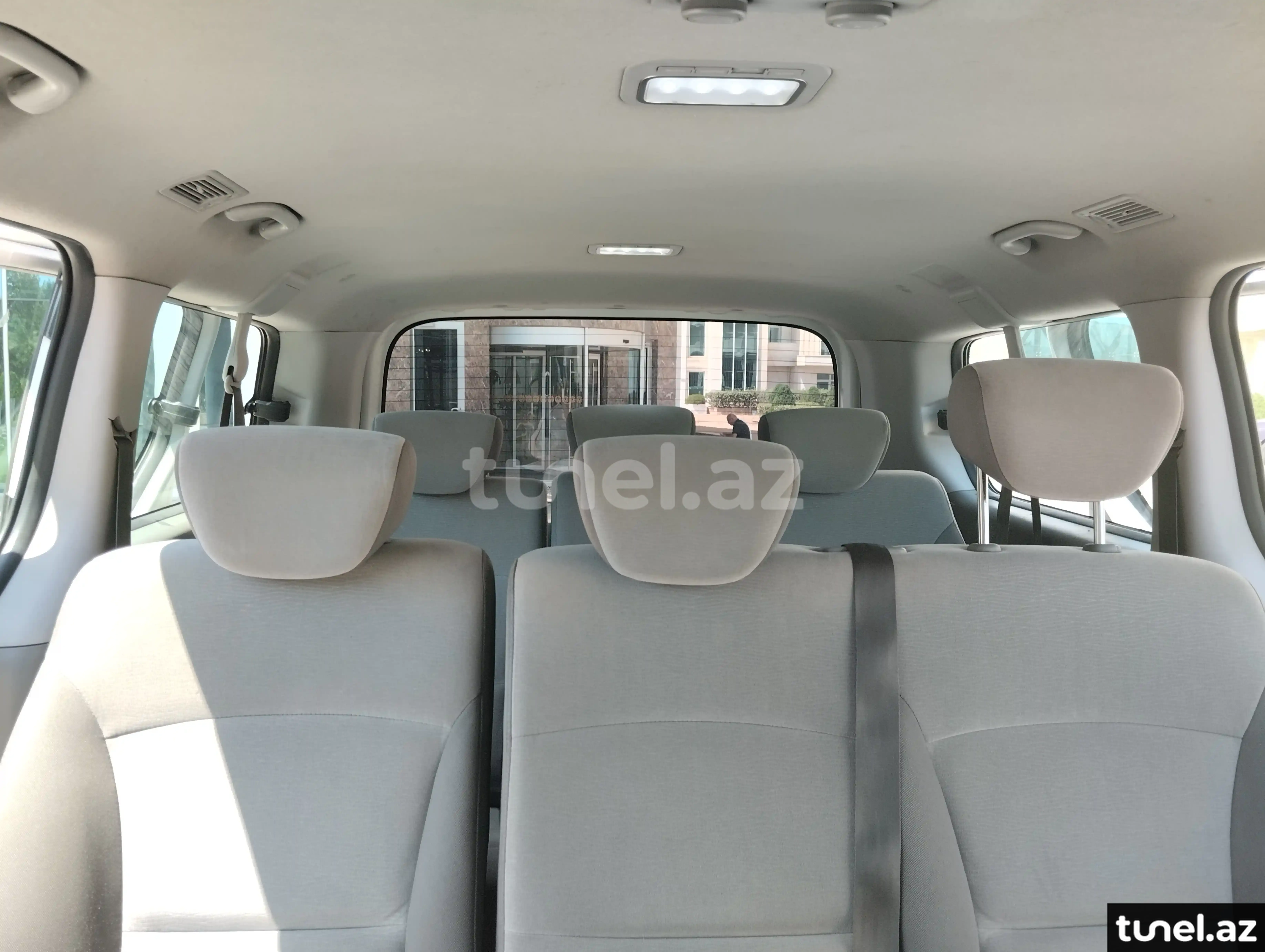 Hyundai H-1 2015