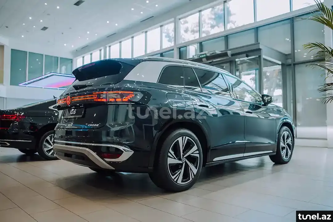 Volkswagen ID.6 Crozz 2024