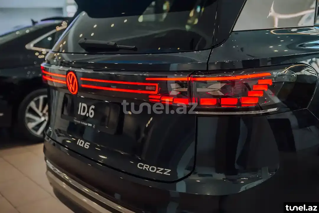 Volkswagen ID.6 Crozz 2024
