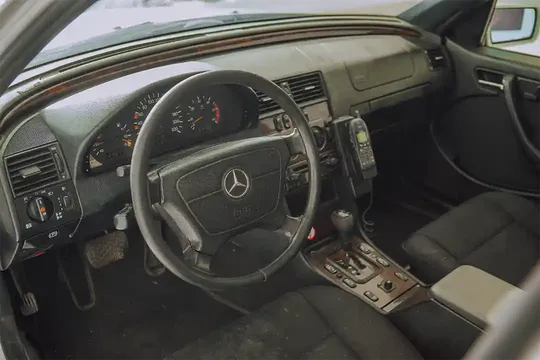 Mercedes C 250, 2.2 L, 2000 год, 124 000 km, Сумгаит - Цена: 12 000 ₼ - Tunel.az