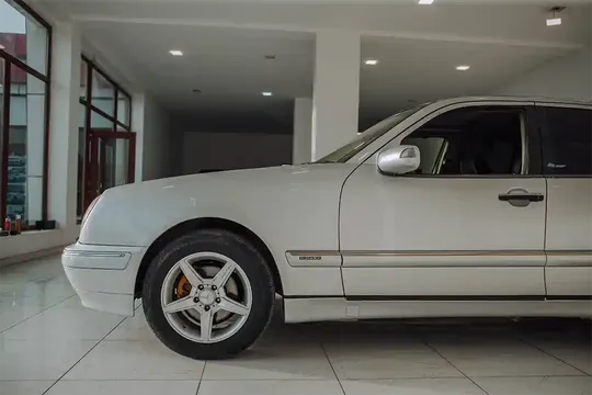 Mercedes E 200, 2.2 L, 2000 წელი, 150 000 km, Sumgayit - ფასი: 11 500 ₼ - Tunel.az