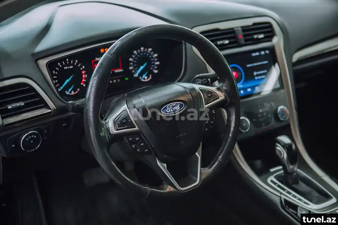 Ford Fusion 2015