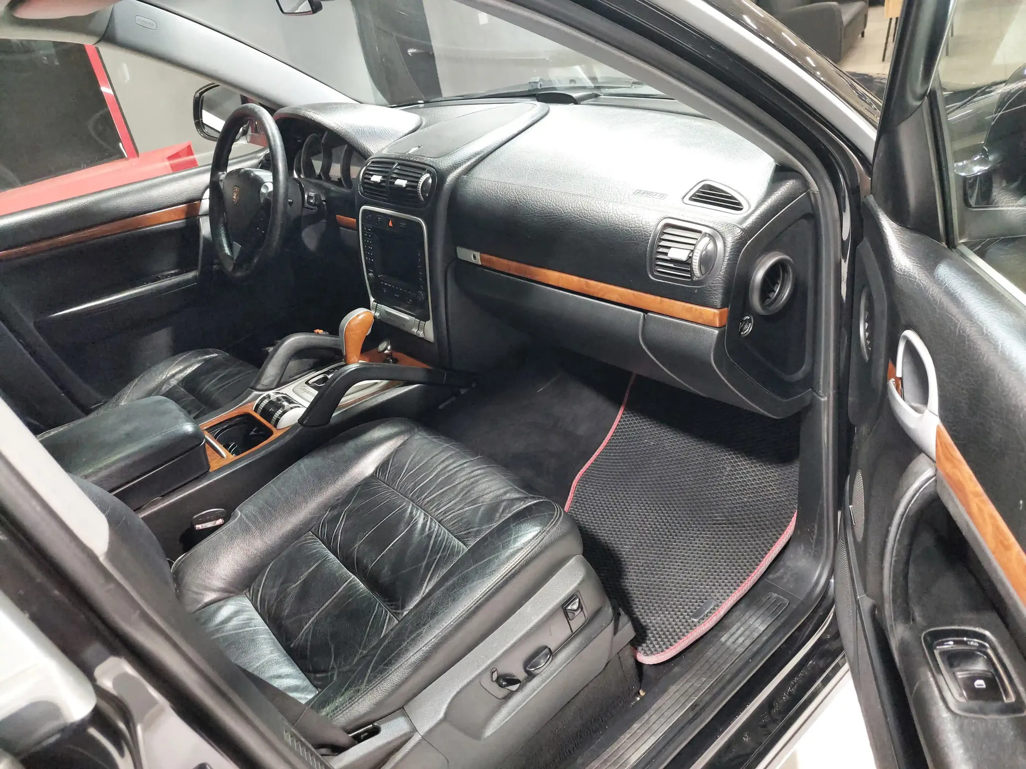 Porsche Cayenne, 4.5 L, 2006 жыл, 260 000 km, Sumgayit - Баасы: 18 800 ₼ - Tunel.az