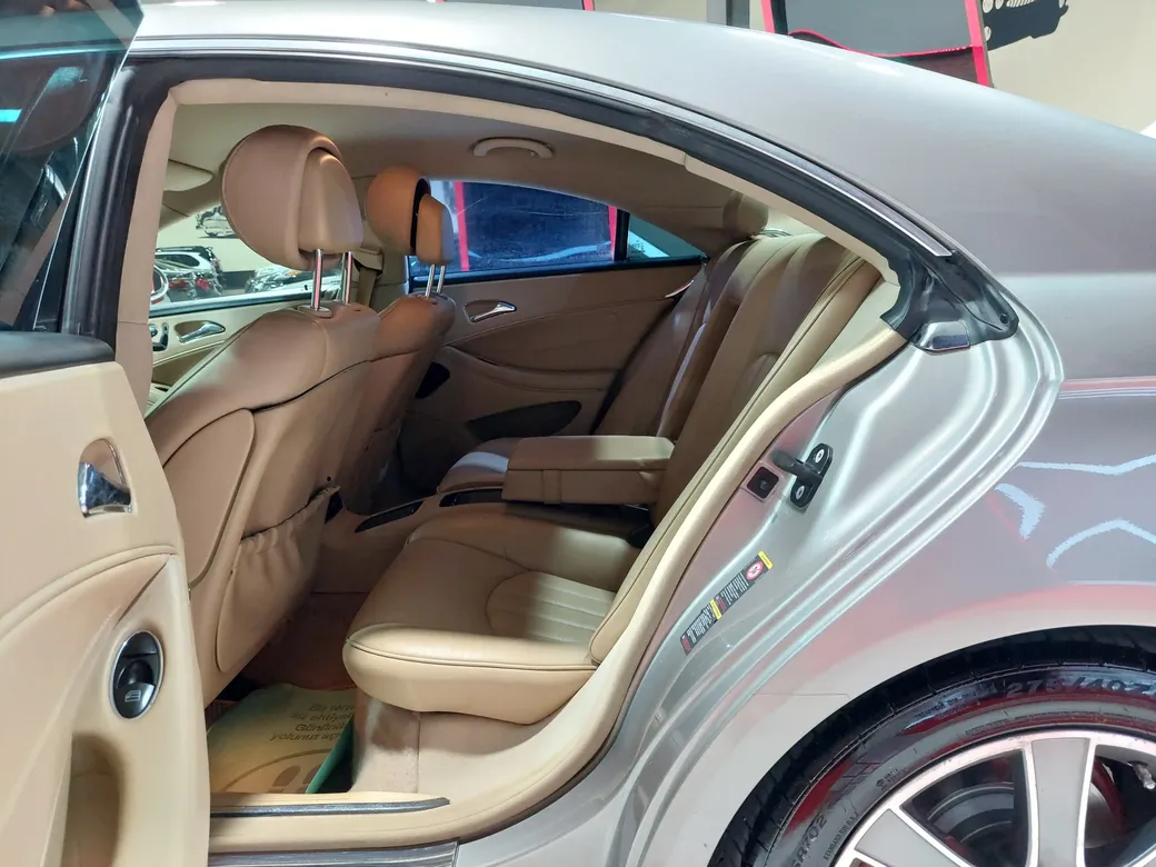 Mercedes CLS 320, 3.2 L, 2007 год, 333 333 km, Сумгаит - Цена: 18 200 ₼ - Tunel.az