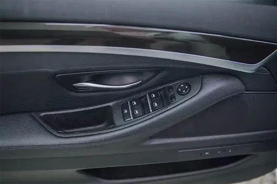 BMW 528, 2.0 L, 2014 год, 170 000 km, Баку - Цена: 27 900 ₼ - Tunel.az