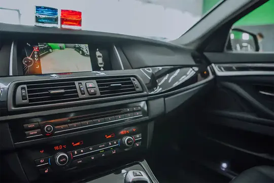 BMW 528, 2.0 L, 2014 год, 170 000 km, Баку - Цена: 27 900 ₼ - Tunel.az