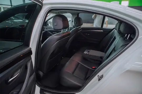 BMW 528, 2.0 L, 2014 год, 170 000 km, Баку - Цена: 27 900 ₼ - Tunel.az