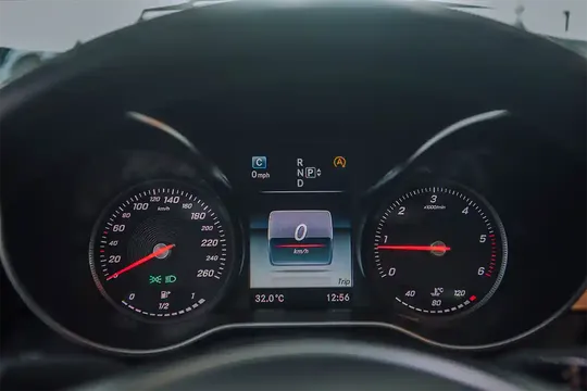 Mercedes C 220, 2.2 L, 2014 год, 196 000 km, Баку - Цена: 37 900 ₼ - Tunel.az