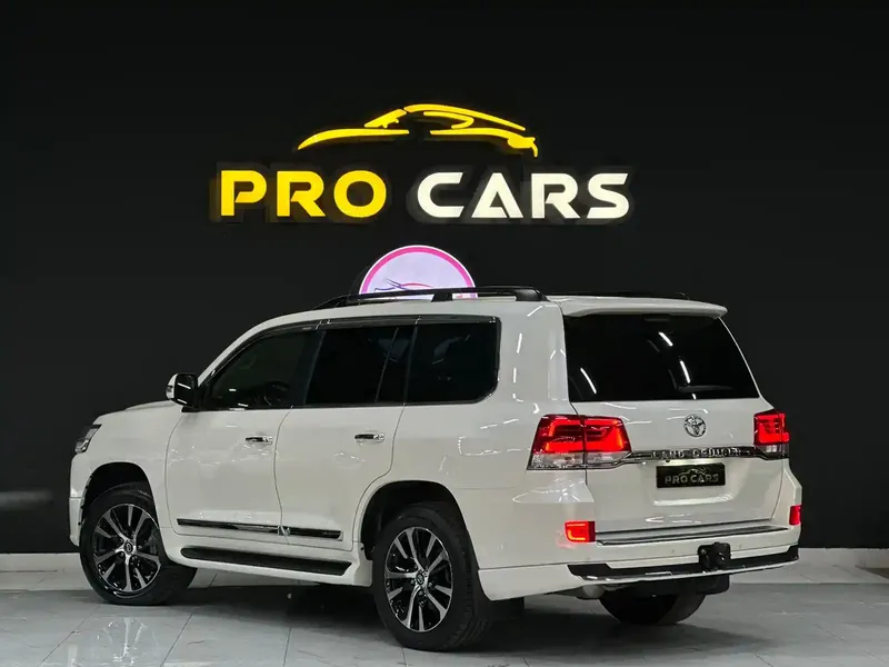 Toyota Land Cruiser, 4.0 L, 2017 año, 78 000 km, Sumgayit - Precio: 59 900 $ - Tunel.az