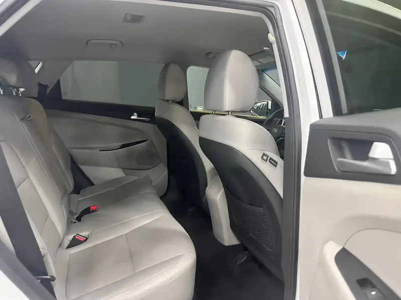 Hyundai Tucson, 2.0 L, 2019 год, 76 000 km, Сумгаит - Цена: 31 900 ₼ - Tunel.az