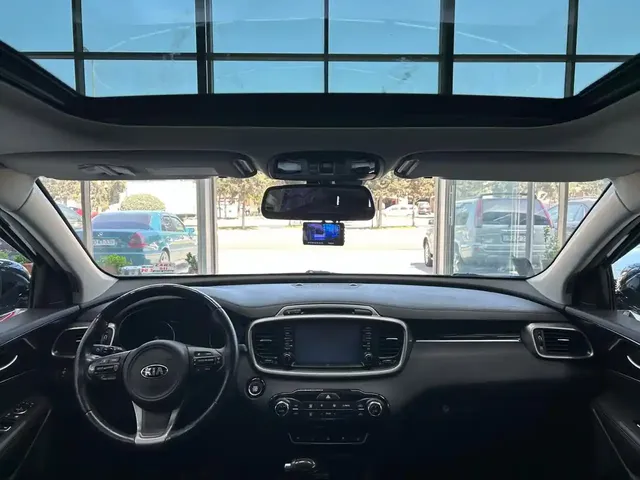 Kia Sorento, 2.0 L, 2015 год, 175 000 km, Сумгаит - Цена: 38 500 ₼ - Tunel.az