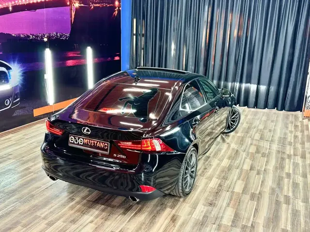 Lexus IS 250, 2.5 L, 2014 year, 115 800 km, Sumgayit - Price: 31 800 ₼ - Tunel.az