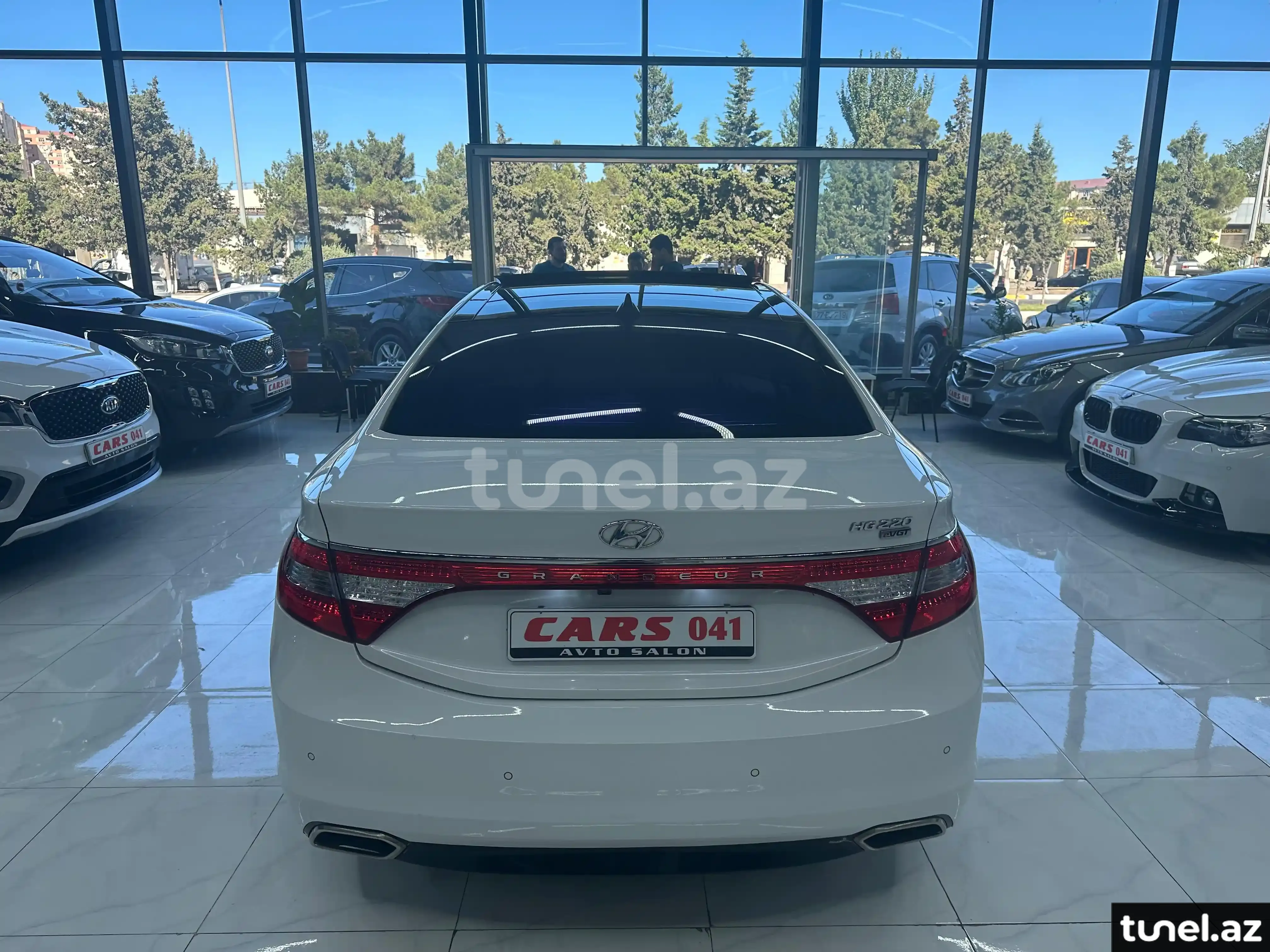 Hyundai Grandeur 2015
