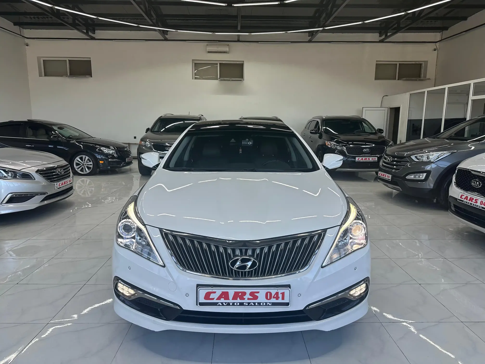 Hyundai Grandeur, 2.2 L, 2015 year, 159 000 km, Sumgayit - Price: 33 000 ₼ - Tunel.az