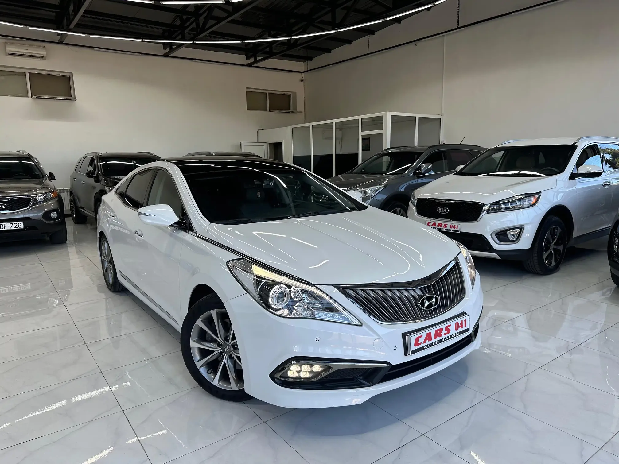 Hyundai Grandeur, 2.2 L, 2015 year, 159 000 km, Sumgayit - Price: 33 000 ₼ - Tunel.az