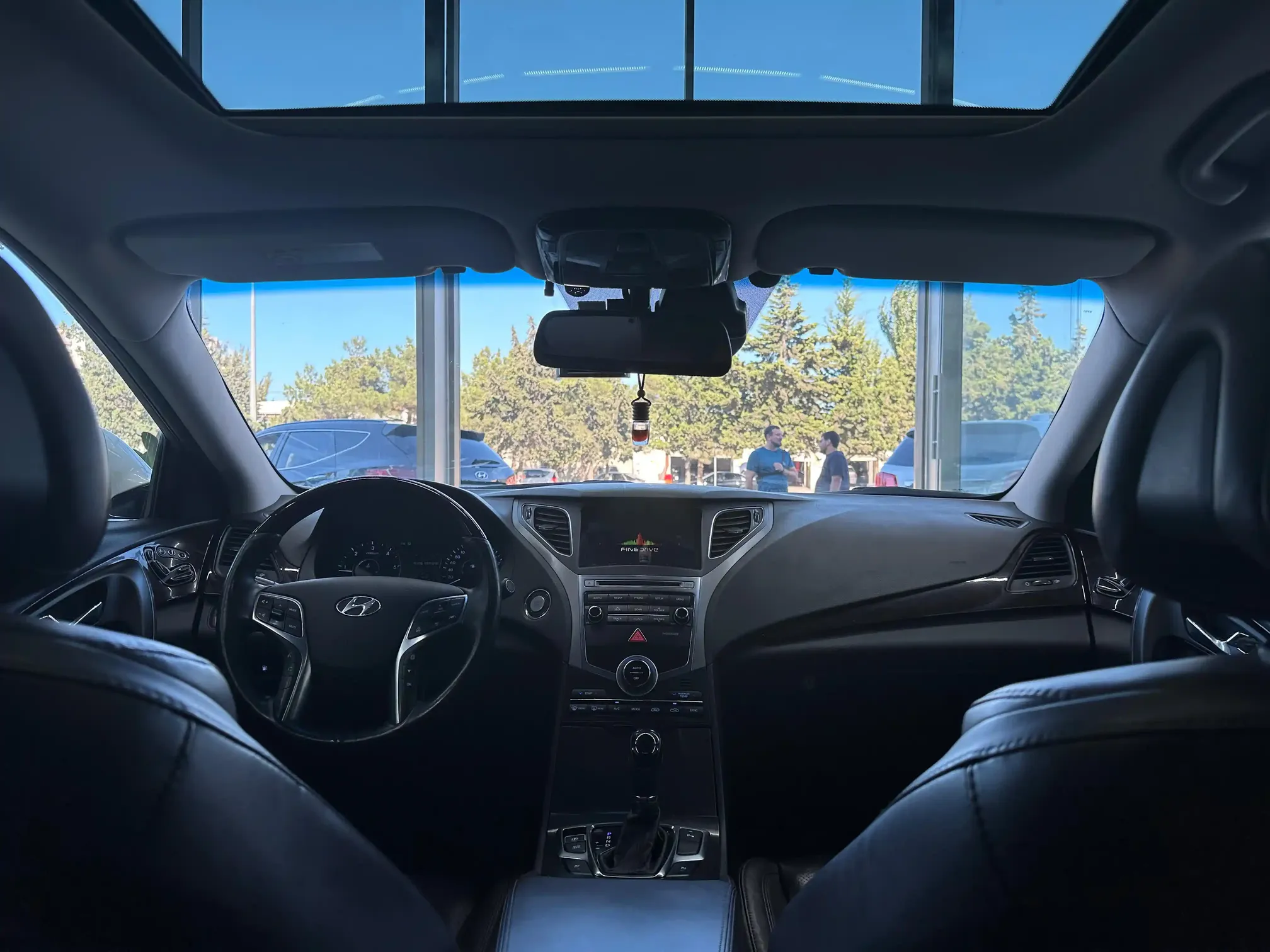Hyundai Grandeur, 2.2 L, 2015 year, 159 000 km, Sumgayit - Price: 33 000 ₼ - Tunel.az